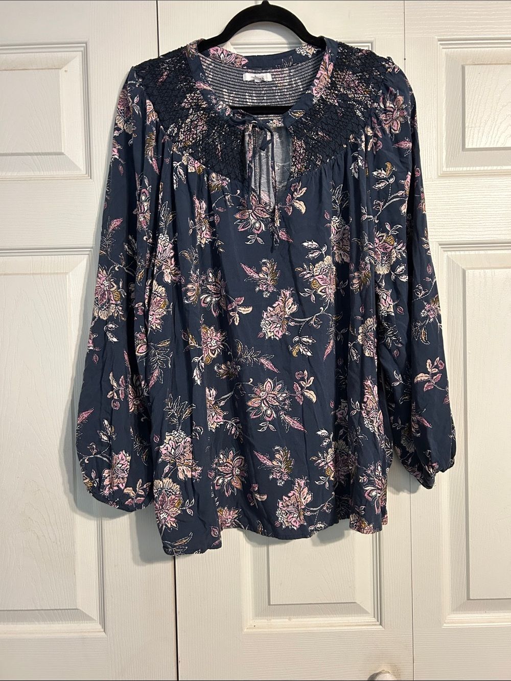 Maurices Navy Floral Smocked Tie-Neck Peasant Top 3X Blue Pink Relaxed Fit